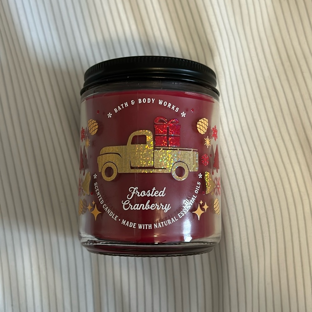 Bath & Body Works Frosted Cranberry Candle